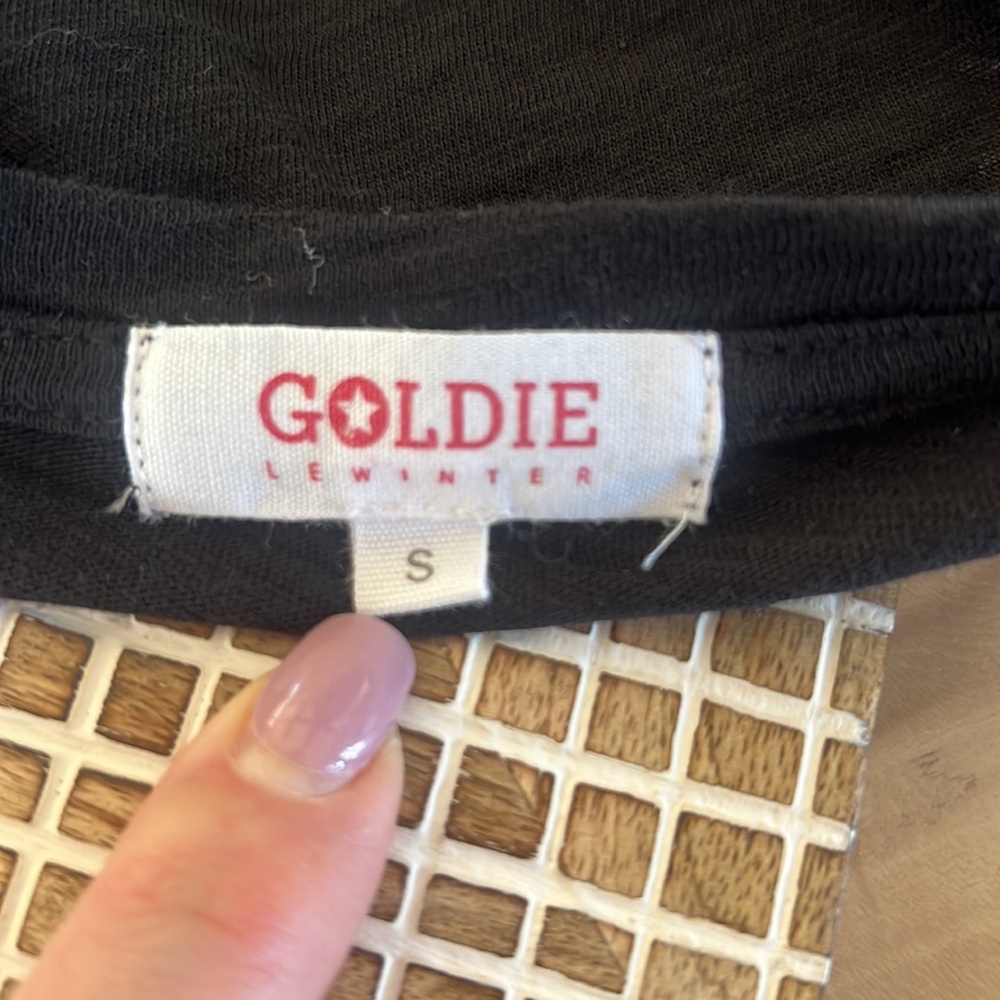 Goldie V Ruffle Top - Picture 9 of 10